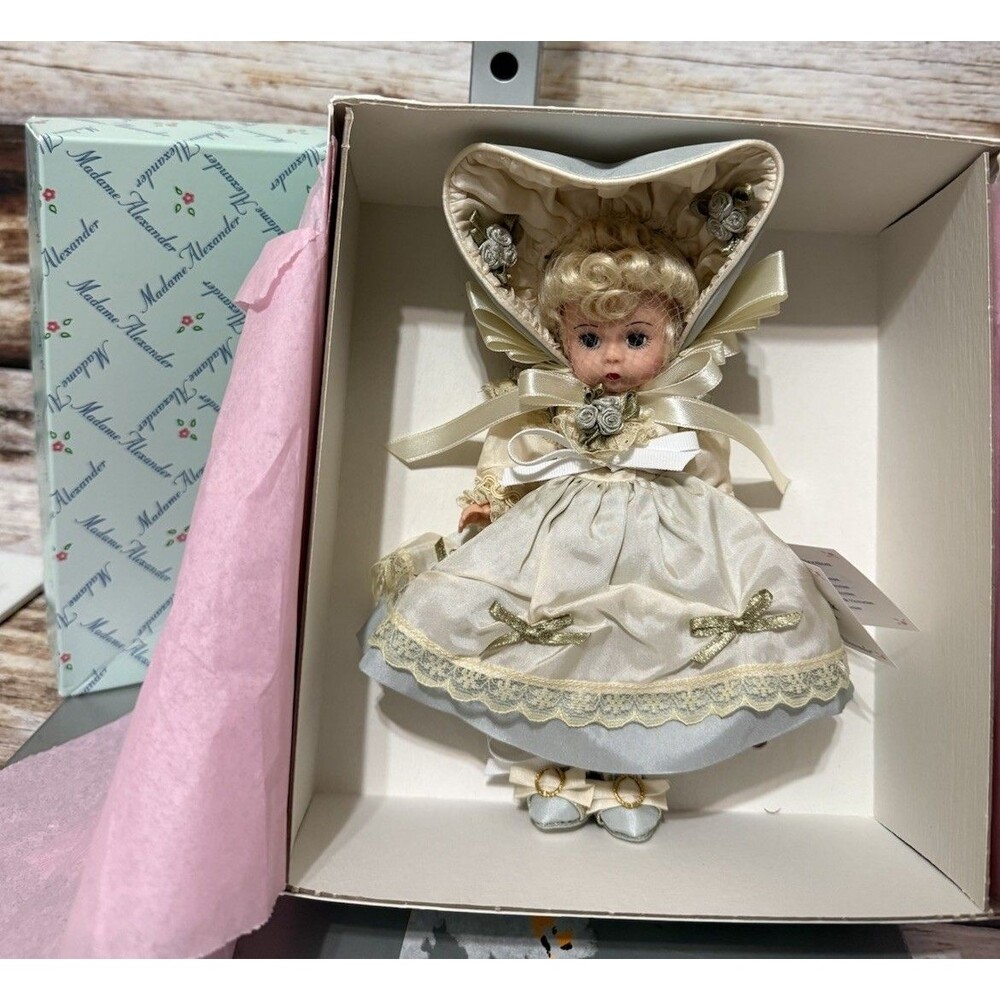 2000 Madame Alexander #26875 Adorable Silk Victorian 8" Doll NRFB Blonde